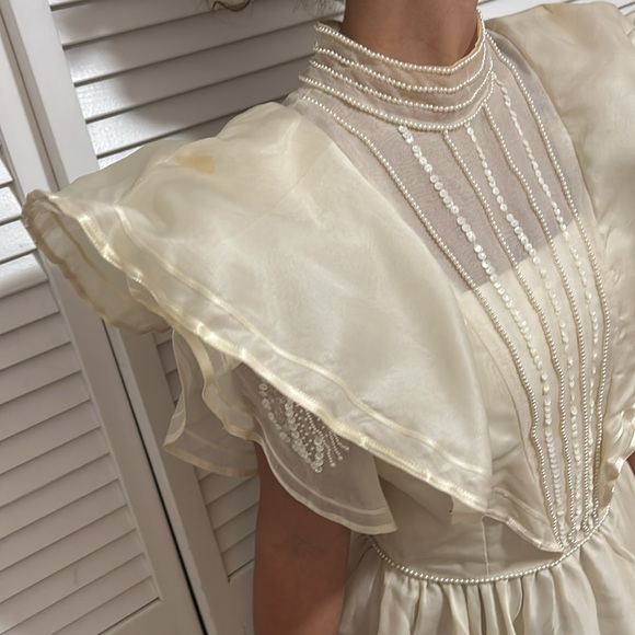 Vintage Cream Beaded Silk Wedding / Engagement Dress size small custom made - Picture 9 of 17